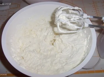 Marmorierter Käse-Himbeer-Kuchen - Rezept