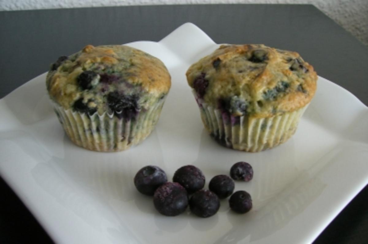 Bilder für Heidelbeer-Vanillepudding-Muffins - Rezept