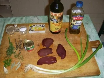 Rezept: Thüringer Putenleber mit Schlotten-Marsalasauce Thüringer Putenleber mit Schlotten-Marsalasauce - Rezept