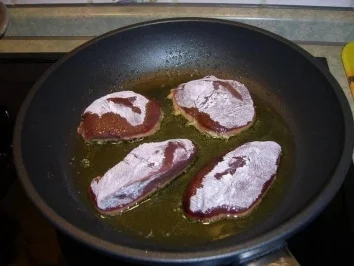 Rezept: Thüringer Putenleber mit Schlotten-Marsalasauce Thüringer Putenleber mit Schlotten-Marsalasauce - Rezept