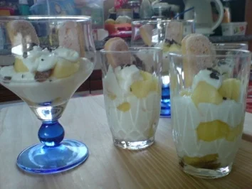 Apfel-Vanille-Schichtspeise - Rezept