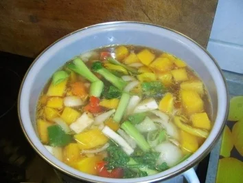Gemüsecremsuppe - Gärtnerart - - Rezept