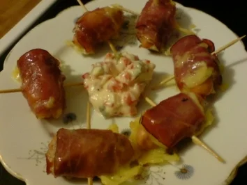 Würstchen in Käse-Bacon-Hülle - Rezept