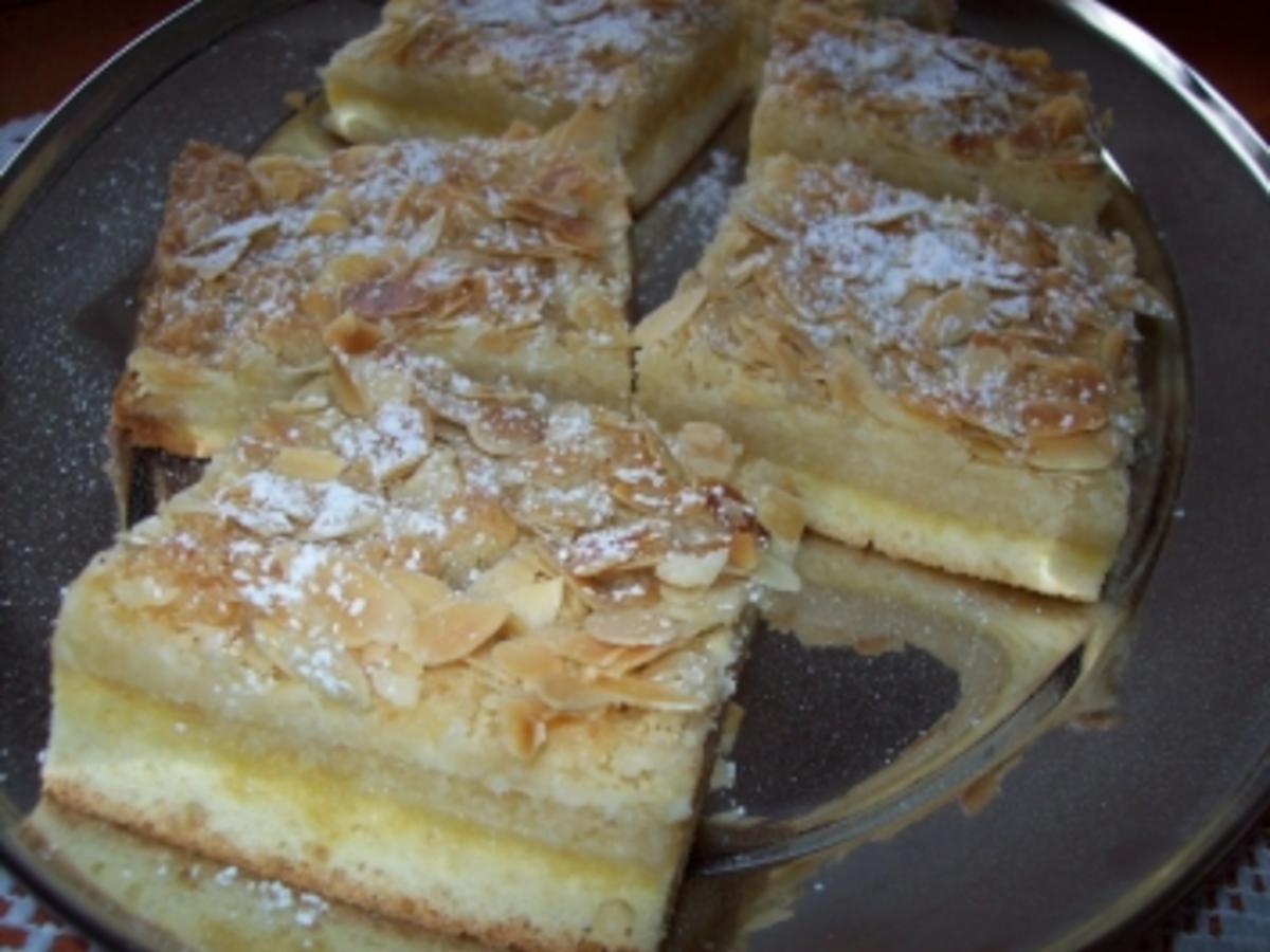 Mandel Streuselkuchen vom Blech - einfach - 420 kcal/100g