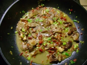 Pilze: Austernpilz Ragout  mit Frühlingszwiebeln - Rezept