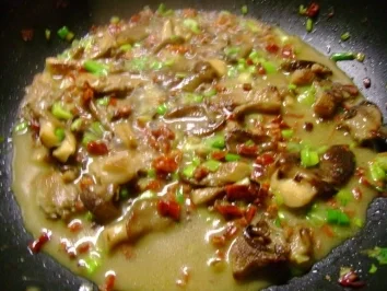 Pilze: Austernpilz Ragout  mit Frühlingszwiebeln - Rezept - Bild Nr. 2