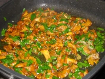 Pfifferlinge mit Bandnudeln - Rezept - Bild Nr. 3