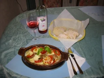 Schweinelende mit Tomaten und Mozarella - Rezept