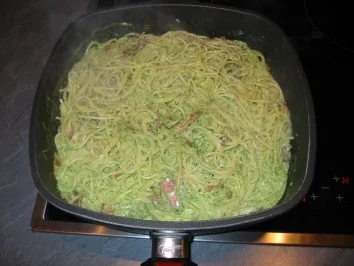 Spaghetti mit grünen Kräutern - Rezept - Bild Nr. 2