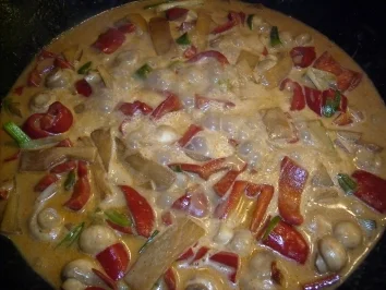 Rezept: Thai Hünchen mit leichter Cocos Note Thai Hünchen mit leichter Cocos Note - Rezept