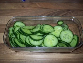 Rezept: Gurkensalat alla Nadine Gurkensalat alla Nadine - Rezept