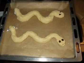 Rezept: Knabber-Schlangen - die beißen nicht, ehrlich ! Die sind süss....... Bild Nr. 11 Knabber-Schlangen - die beißen nicht, ehrlich ! Die sind süss....... - Rezept - Bild Nr. 11