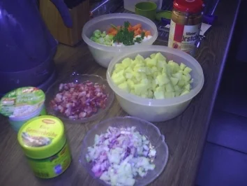 Rezept: Suppe - deftige Kartoffelsuppe Bild Nr. 2 Suppe - deftige Kartoffelsuppe - Rezept - Bild Nr. 2