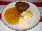 Brownie mit Mangosoße und Mangoparfait - Rezept