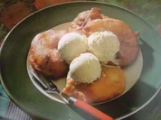 Apfelküchlein mit Eis - Rezept