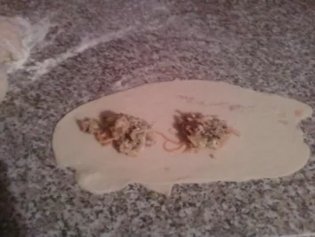 Rezept: gefüllte nudeln in butter milch-minze sauce gefüllte nudeln in butter milch-minze sauce - Rezept