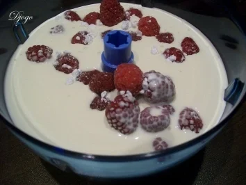 Himbeereiscreme - Rezept