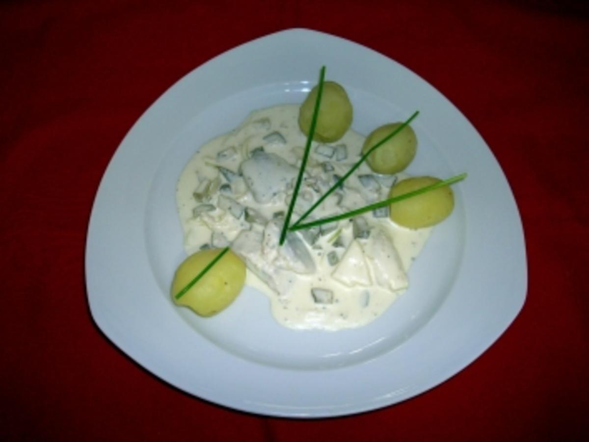 Matjes-Salat  mit Pellkartoffeln - Rezept