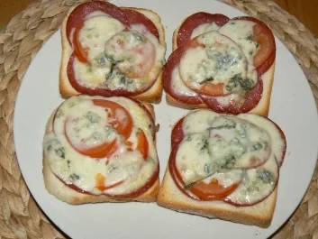 überbackenes Toast "Gorgonzola" - Rezept