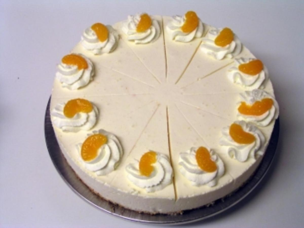 Quark Sahne Torte mit Götterspeise und Zitrone Rezepte - kochbar.de
