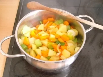 Rezept: Französische Kartoffelsuppe Bild Nr. 3 Französische Kartoffelsuppe - Rezept - Bild Nr. 3