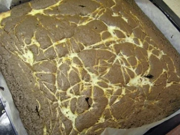 Rezept: Kuchen: Jackson Pollock Brownies - innen wie außen Kuchen: Jackson Pollock Brownies - innen wie außen - Rezept