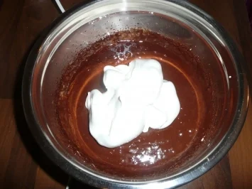 Schokoladen-Wolkenkuchen - Rezept - Bild Nr. 8