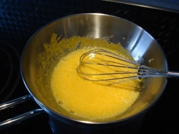 "Gestreiftes" Erdbeer-Parfait - Rezept - Bild Nr. 3