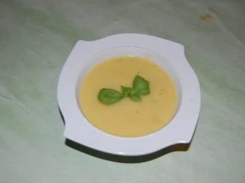 Rezept: Kürbiscremesuppe Kürbiscremesuppe - Rezept