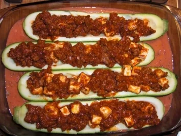 gefüllte Zucchinischiffchen mit Feta - Rezept