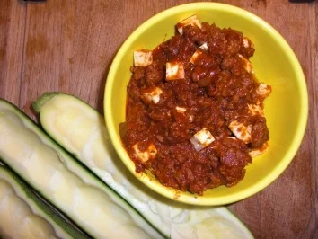 gefüllte Zucchinischiffchen mit Feta - Rezept