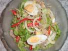 Endiviensalat mit Eiern und Thunfisch - Rezept