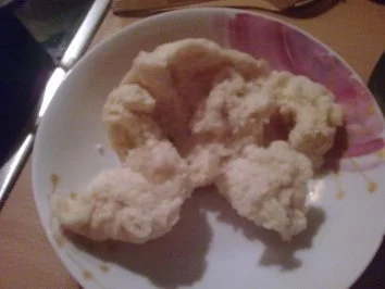 Rezept: Dampfnudeln Bild Nr. 8 Dampfnudeln - Rezept - Bild Nr. 8