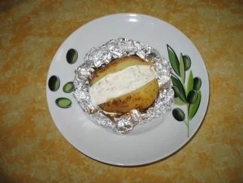 Rezept: Folienkartoffeln mit buntem Quark Folienkartoffeln mit buntem Quark - Rezept