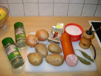 Rezept: Erdäpfelgulasch Bild Nr. 3 Erdäpfelgulasch - Rezept - Bild Nr. 3