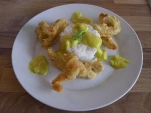 Rezept: Curry-Hühnchen im Knuspermantel Curry-Hühnchen im Knuspermantel - Rezept