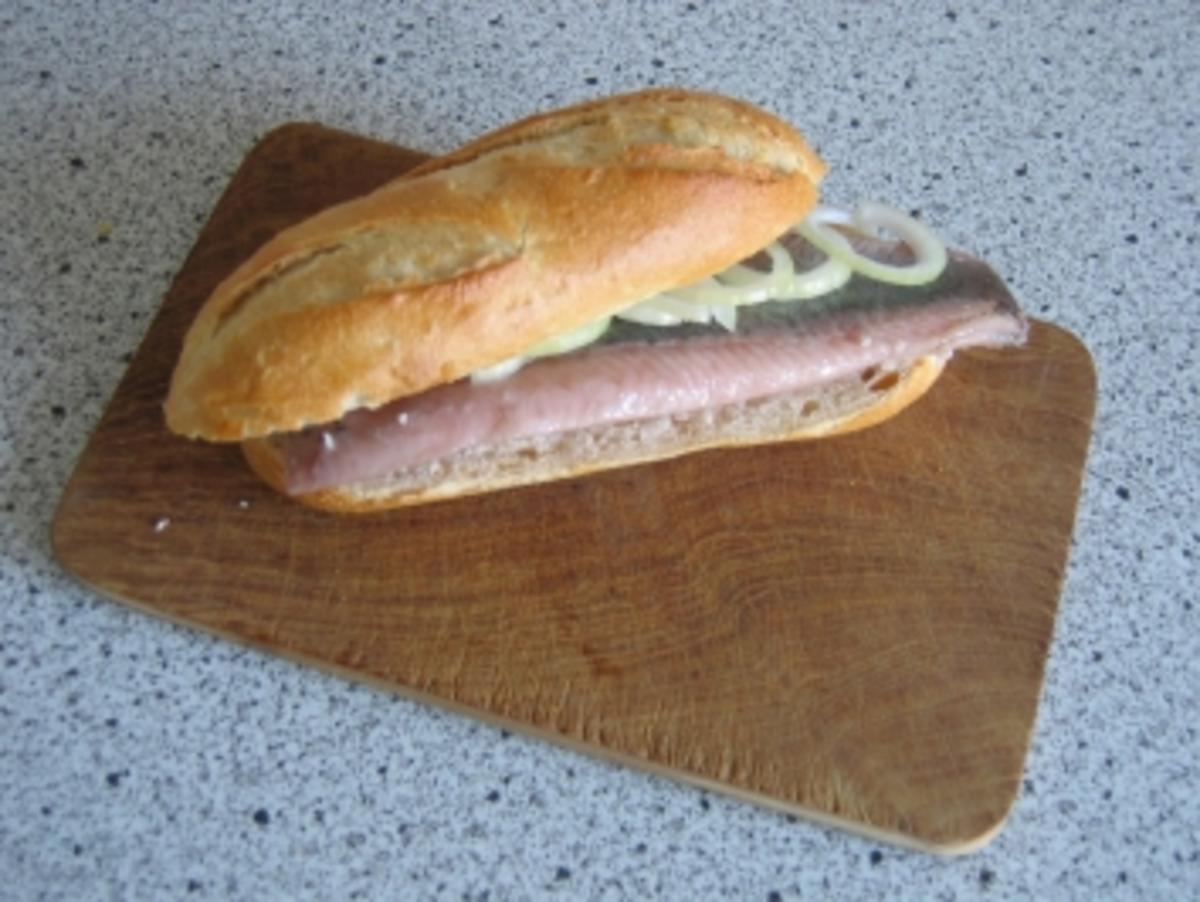 Bilder für Matjesbaguette lecker, schnell, herzhaft, - Rezept