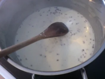 Rezept: Bandnudeln mit Käse-Nuss-Sahne Bandnudeln mit Käse-Nuss-Sahne - Rezept