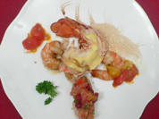 Heißkalt umschlungener Hummer mit Granatapfel-Salsa - Rezept