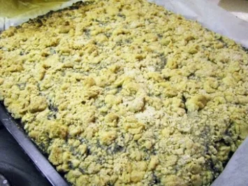 Rezept: Kuchen: Mohn-Apfel-Topfen-Streusel Bild Nr. 2 Kuchen: Mohn-Apfel-Topfen-Streusel - Rezept - Bild Nr. 2