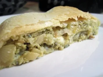 Pikantes Gebäck: Zwiebel-Käse-Strudel - Rezept