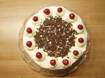 Schwarzwälder-Kirschtorte - Rezept