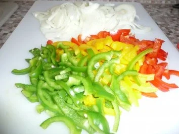 Roter Geflügelsalat - Rezept - Bild Nr. 2