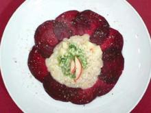 Birnen-Chili-Risotto mit Feldsalat auf Rote-Bete-Carpaccio - Rezept