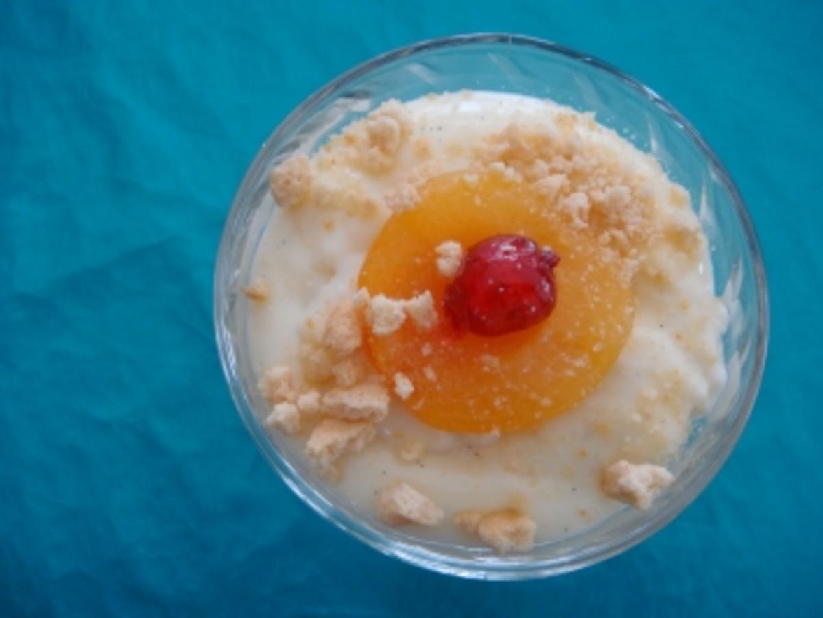 Bilder für Dessert: Vanillepudding aufgepeppt - Rezept