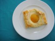 Kuchen: Blätterteigteilchen mit Pudding und Aprikosen - Rezept