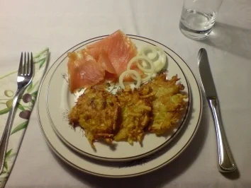 Rezept: Reibekuchen (Kartoffelpuffer) Reibekuchen (Kartoffelpuffer) - Rezept