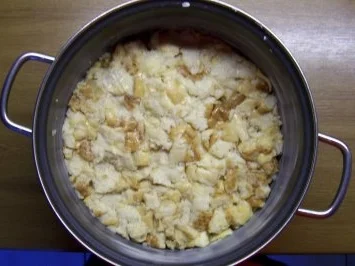 Semmelsouffle (Eierschmalz) - Rezept