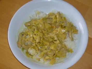 Kikis Currygeschnetzeltes mit Lauch und Apfel "light" - Rezept