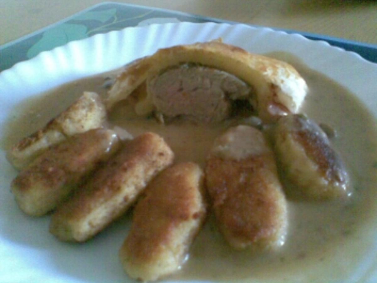 SCHWEINEFILET IM BLÄTTERTEIG UND SELBSTGEMACHTE KROKETTEN - einfach ...